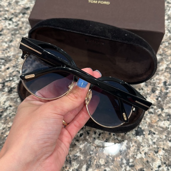 Tom Ford Sunglasses - Picture 2 of 5